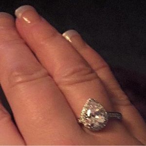 Silver Ring Marked with .925 NWT SIZE 9 Tear Drop pear Shaped